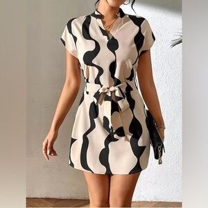 Geometric Lace Up V Kneck Shirt Dress